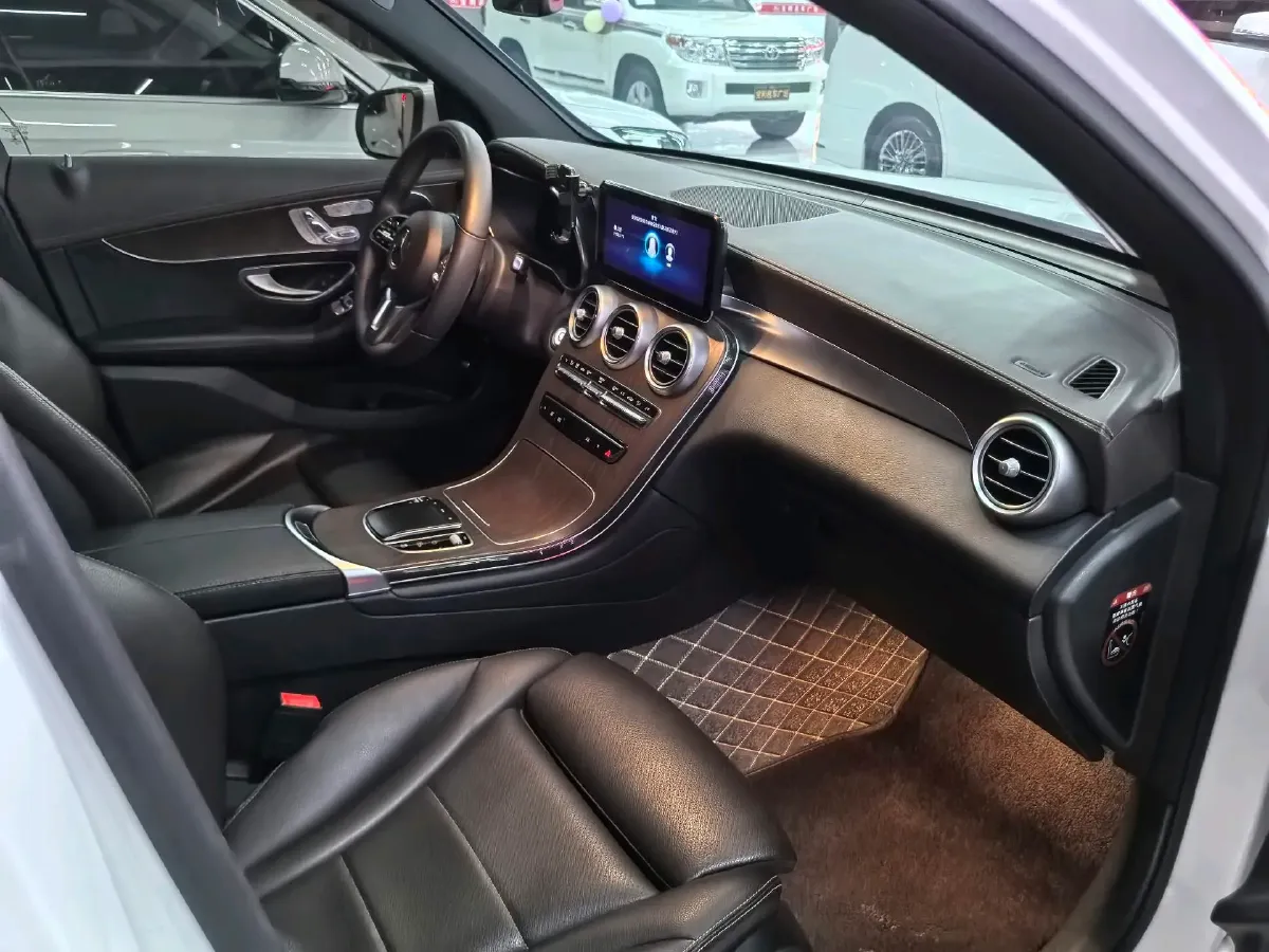 2022 Mercedes-Benz GLC Class 2.0T 197HP L4 9AT,autocango,china used car exporter,china ev exporter,chinese used car exporter,chinese used ev exporter