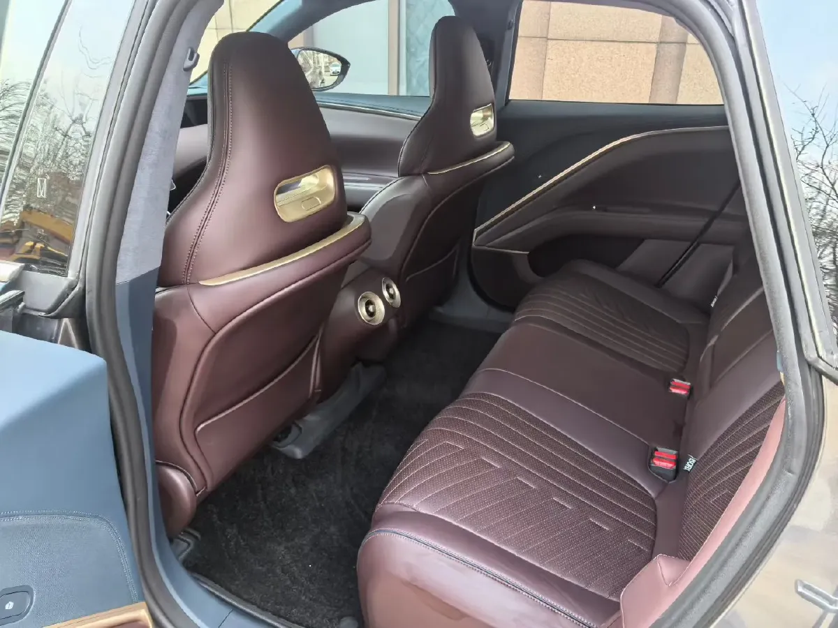 2023 Avatr 11 BEV 90.38KWH,autocango,china used car exporter,china ev exporter,chinese used car exporter,chinese used ev exporter