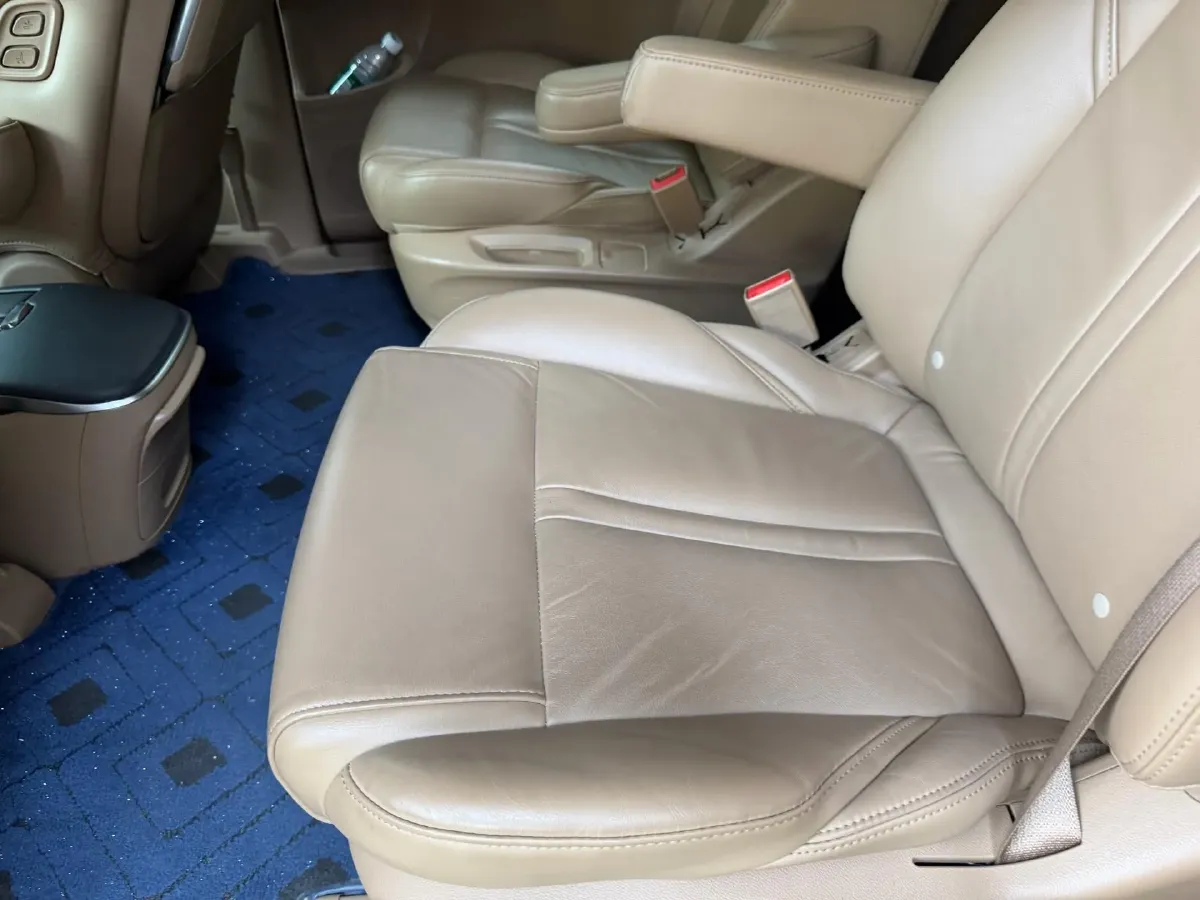 2020 Buick GL8 2.0T 237HP L4 9AT,autocango,china used car exporter,china ev exporter,chinese used car exporter,chinese used ev exporter