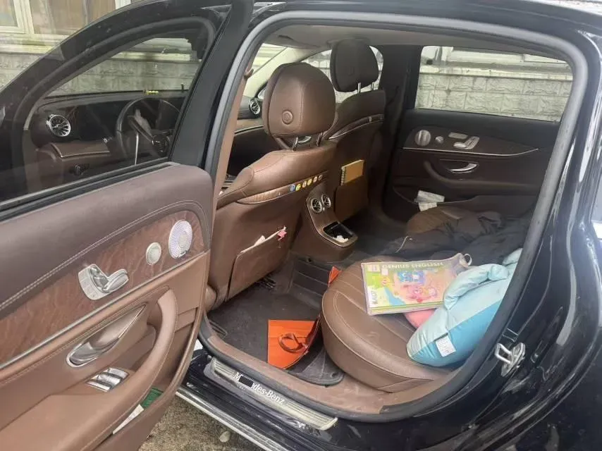 2021 Mercedes-Benz E Class 2.0T 258HP L4 9AT,autocango,china used car exporter,china ev exporter,chinese used car exporter,chinese used ev exporter