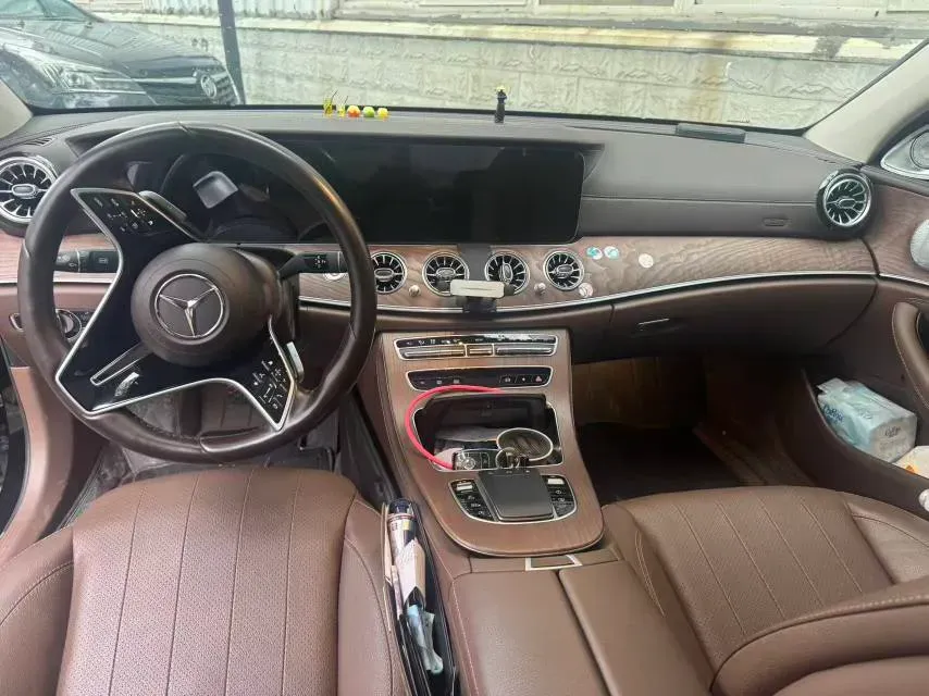 2021 Mercedes-Benz E Class 2.0T 258HP L4 9AT,autocango,china used car exporter,china ev exporter,chinese used car exporter,chinese used ev exporter