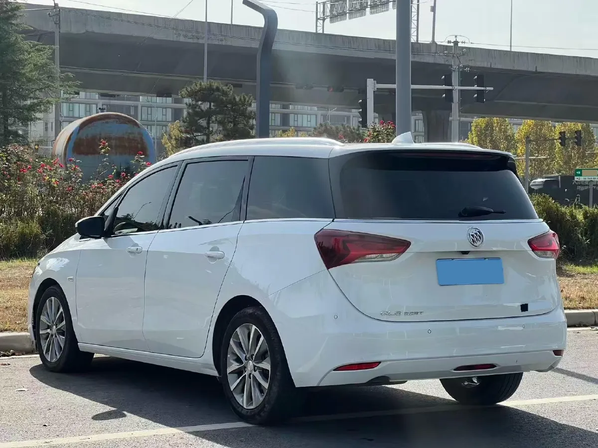 2021 Buick GL6 1.3T 163HP L3 6AT,autocango,china used car exporter,china ev exporter,chinese used car exporter,chinese used ev exporter