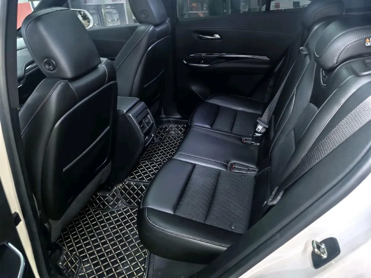 2020 Cadillac XT4 2.0T 241HP L4 9AT,autocango,china used car exporter,china ev exporter,chinese used car exporter,chinese used ev exporter