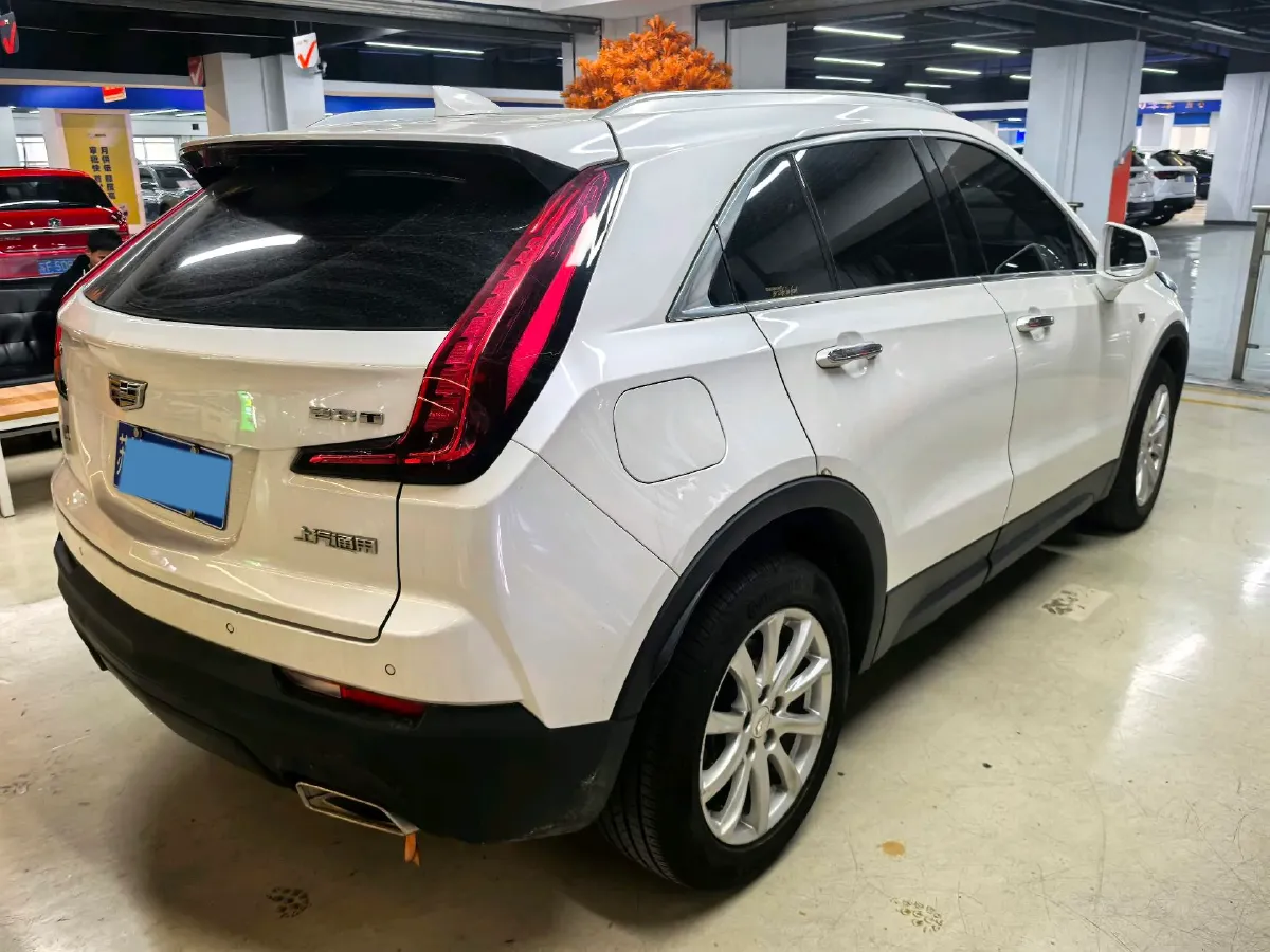 2020 Cadillac XT4 2.0T 241HP L4 9AT,autocango,china used car exporter,china ev exporter,chinese used car exporter,chinese used ev exporter
