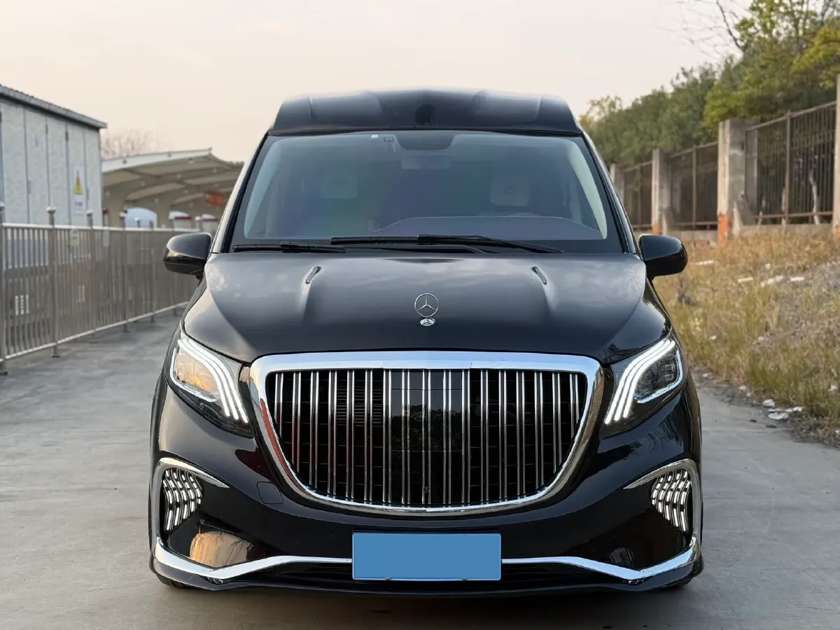 2023 Mercedes-Benz Vito 2.0T 211HP L4 9AT,autocango,china used car exporter,china ev exporter,chinese used car exporter,chinese used ev exporter