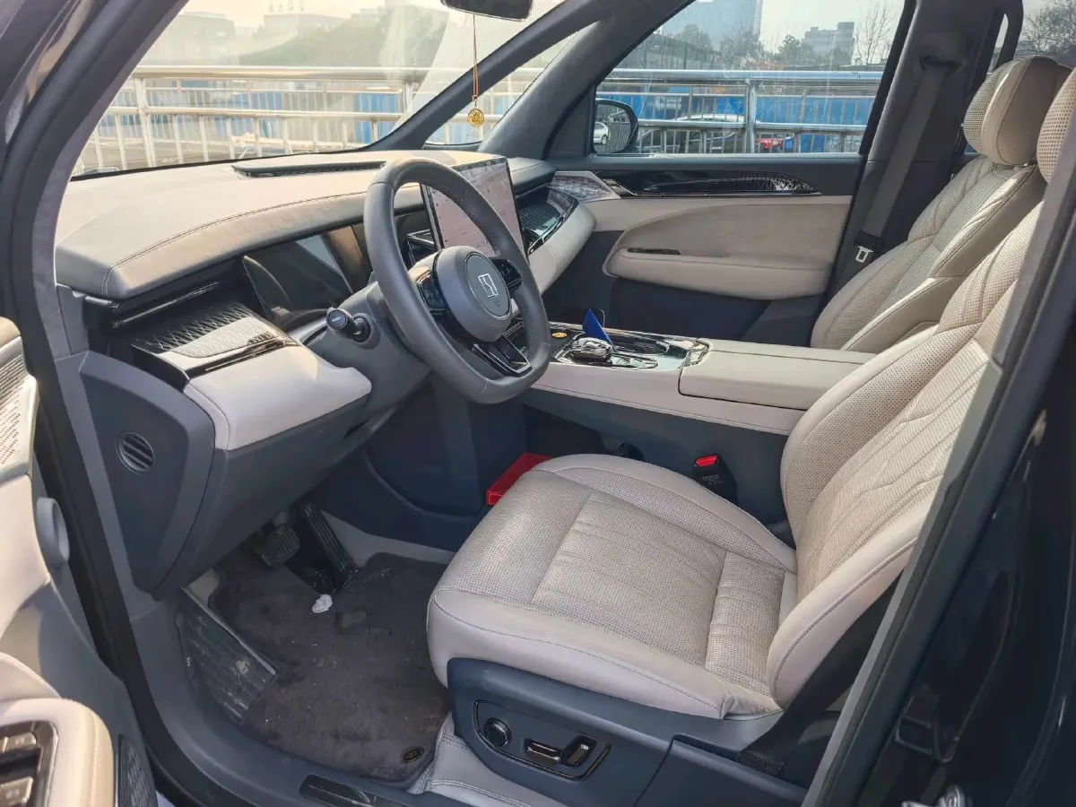 2022 Zeekr 009 BEV 116KWH,autocango,china used car exporter,china ev exporter,chinese used car exporter,chinese used ev exporter