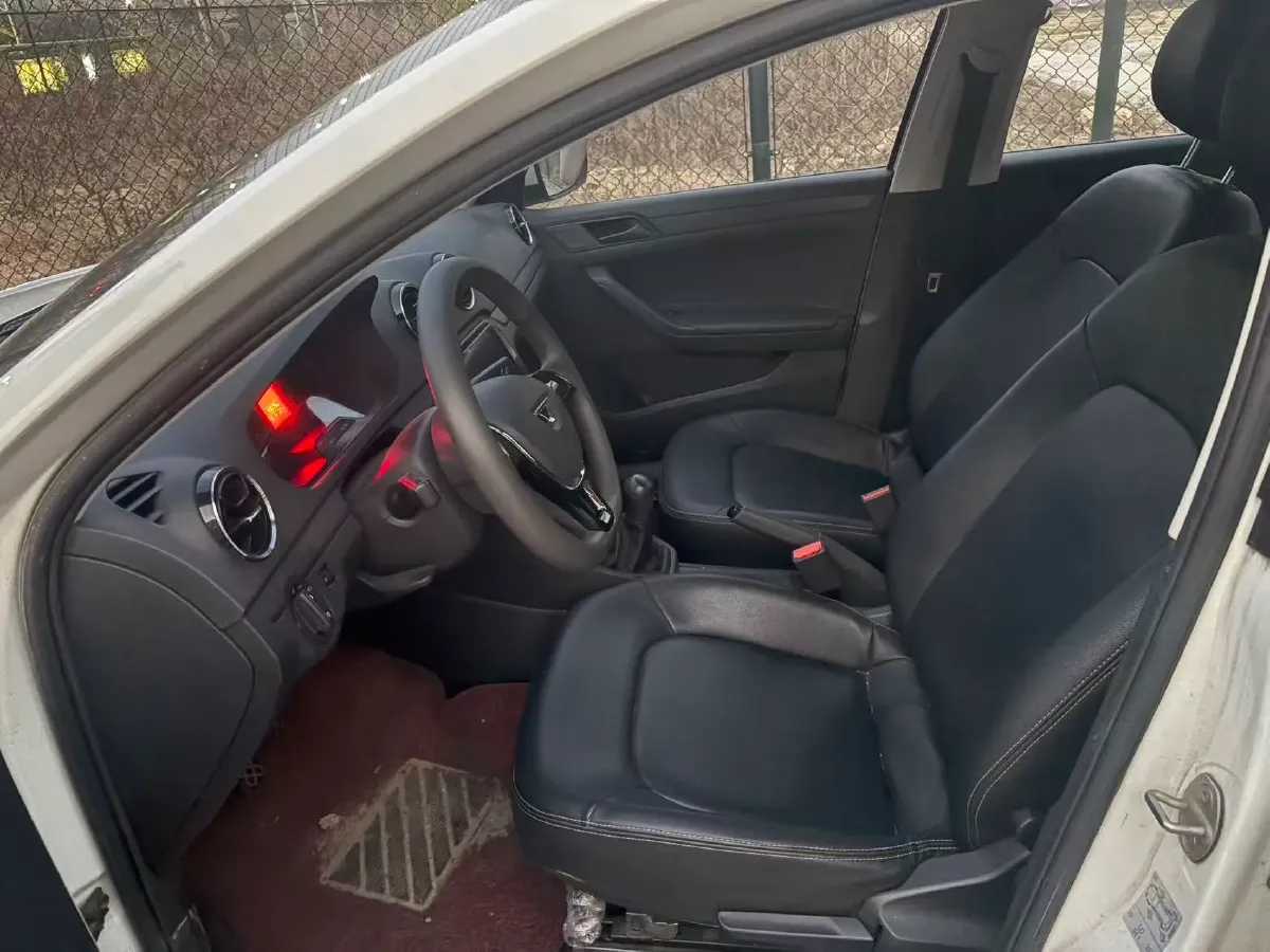 2021 Jetta VA3 1.5L 112HP L4 5MT,autocango,china used car exporter,china ev exporter,chinese used car exporter,chinese used ev exporter