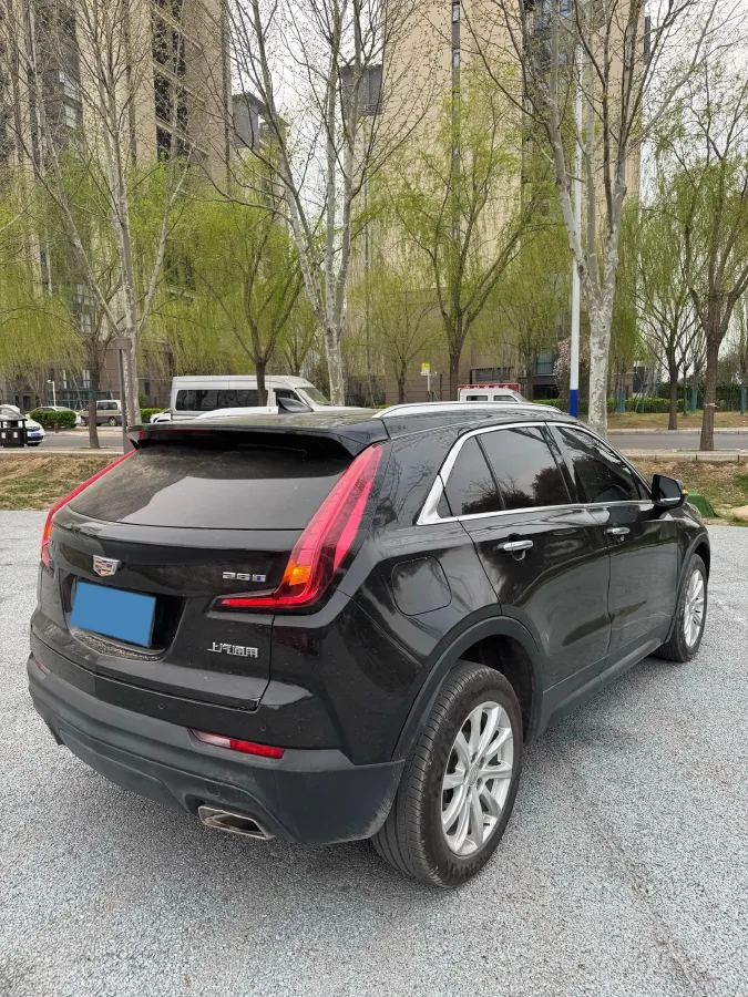 2022 Cadillac XT4 2.0T 237HP L4 9AT,autocango,china used car exporter,china ev exporter,chinese used car exporter,chinese used ev exporter
