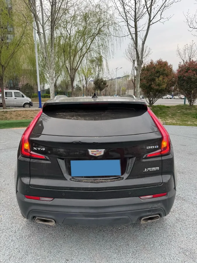 2022 Cadillac XT4 2.0T 237HP L4 9AT,autocango,china used car exporter,china ev exporter,chinese used car exporter,chinese used ev exporter