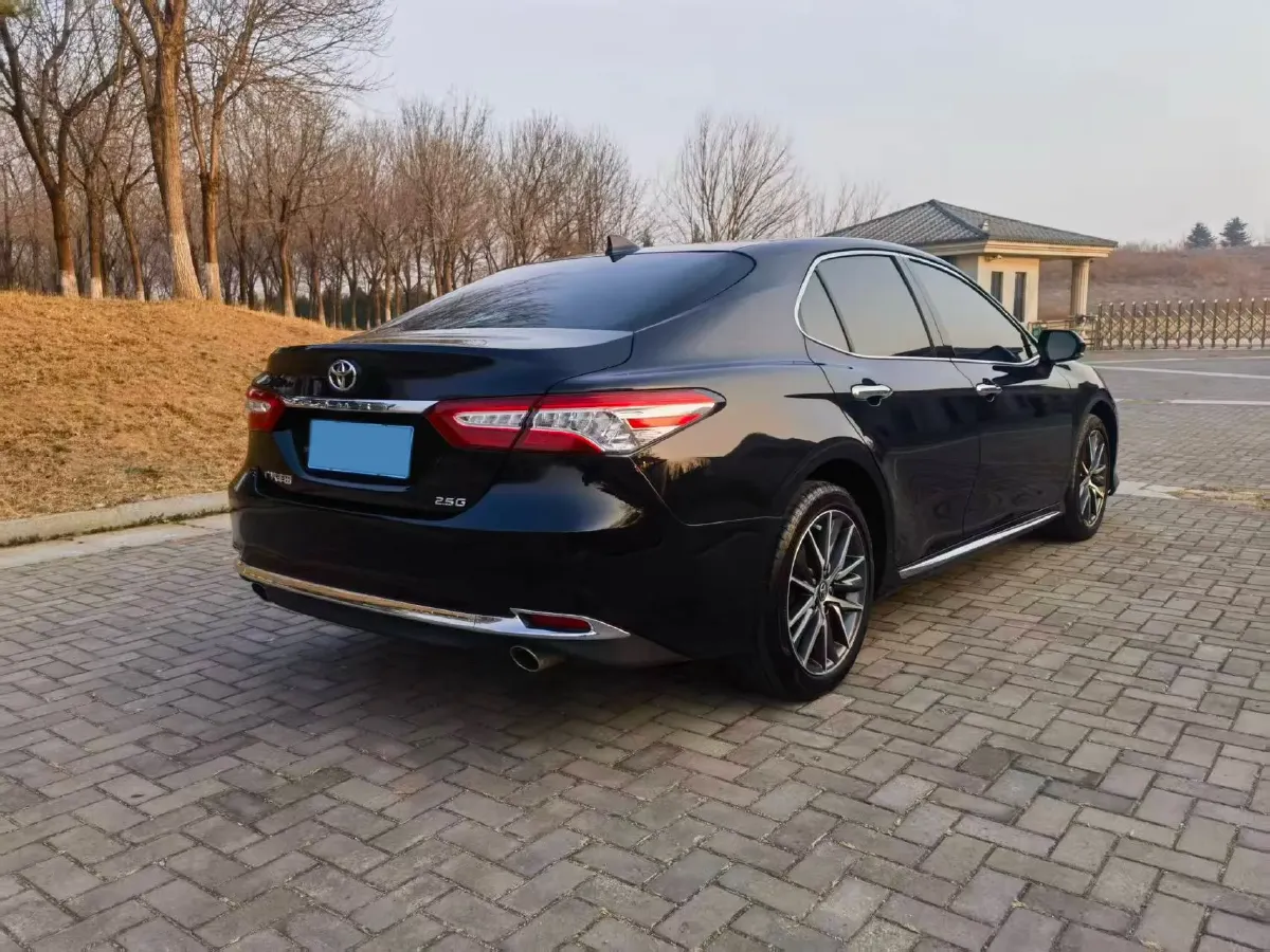 2021 Toyota Camry 2.5L 209HP L4 8AT,autocango,china used car exporter,china ev exporter,chinese used car exporter,chinese used ev exporter