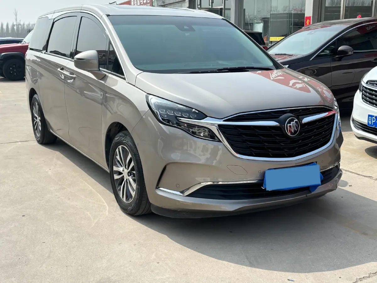2022 Buick GL8 2.0T 237HP L4 9AT,autocango,china used car exporter,china ev exporter,chinese used car exporter,chinese used ev exporter