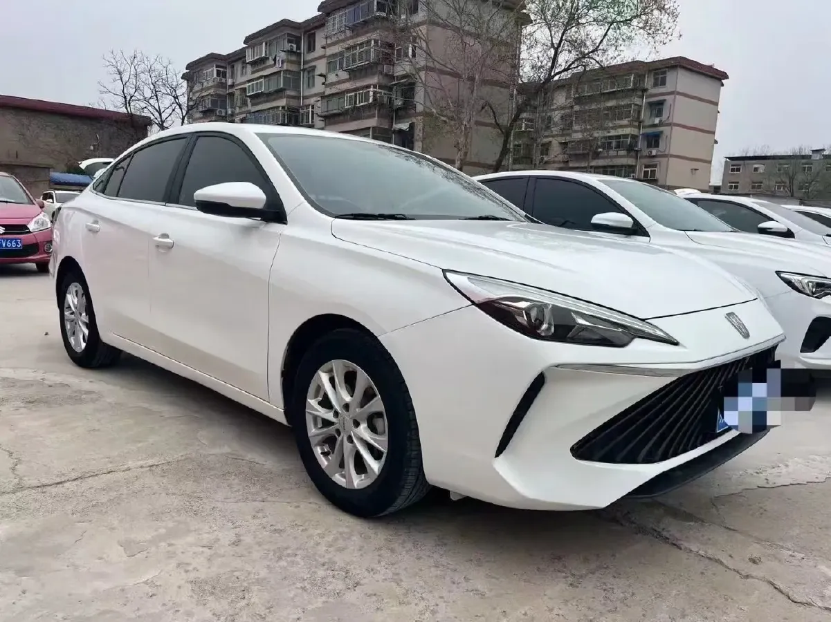 2023 Roewe i5 1.5L 129HP L4 CVT,autocango,china used car exporter,china ev exporter,chinese used car exporter,chinese used ev exporter