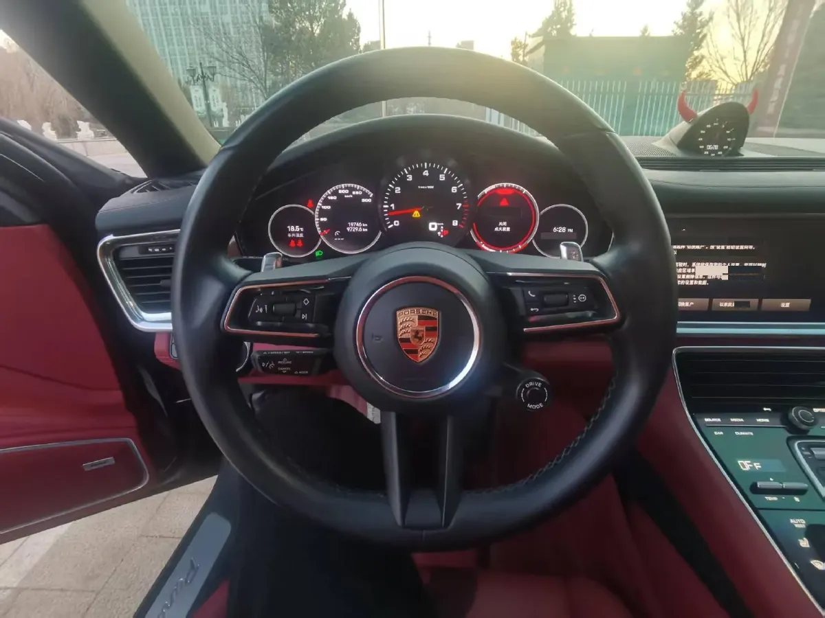 2023 Porsche Panamera 2.9T 330HP V6 8DCT,autocango,china used car exporter,china ev exporter,chinese used car exporter,chinese used ev exporter