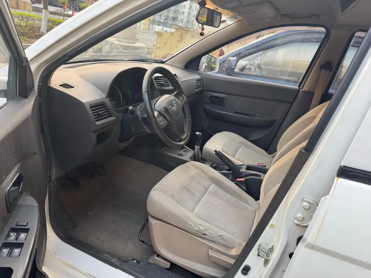 2016 WuLing HongGuang 1.5L 112HP L4 5MT,autocango,china used car exporter,china ev exporter,chinese used car exporter,chinese used ev exporter