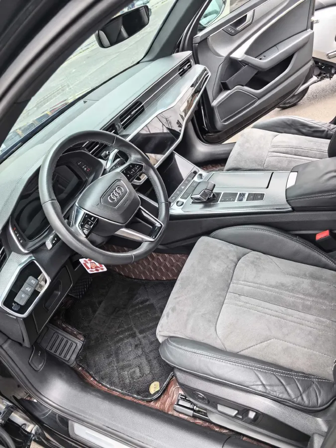 2021 Audi A6L 2.0T 224HP L4 7DCT,autocango,china used car exporter,china ev exporter,chinese used car exporter,chinese used ev exporter