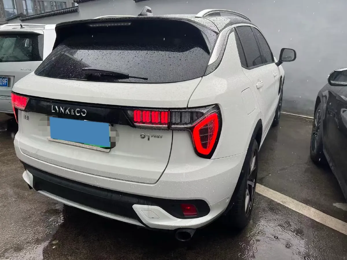 2018 Isuzu Mu-X 3.0T 177HP L4 6AT,autocango,china used car exporter,china ev exporter,chinese used car exporter,chinese used ev exporter