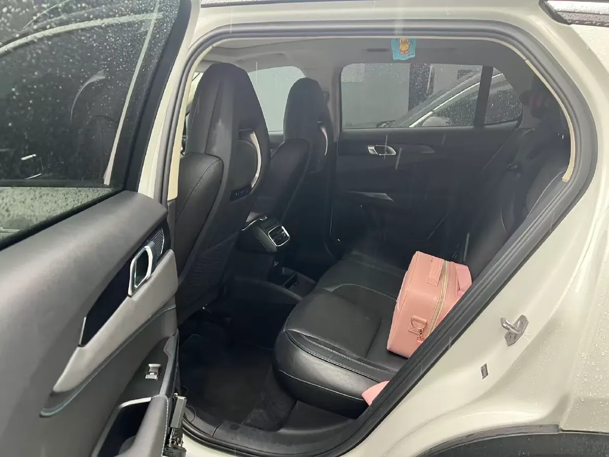 2018 Isuzu Mu-X 3.0T 177HP L4 6AT,autocango,china used car exporter,china ev exporter,chinese used car exporter,chinese used ev exporter