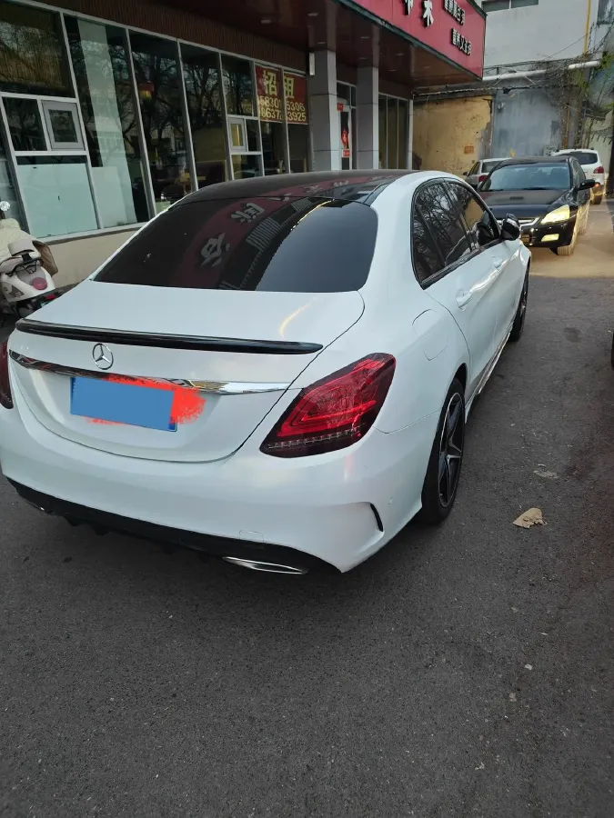 2020 Mercedes-Benz C Class 1.5T 184HP L4 9AT,autocango,china used car exporter,china ev exporter,chinese used car exporter,chinese used ev exporter