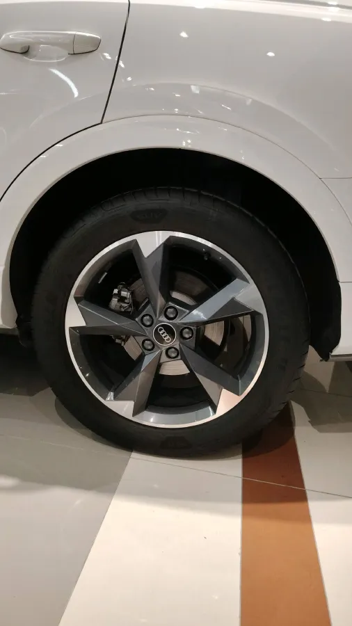 2022 Audi Q3 1.4T 150HP L4 7DCT,autocango,china used car exporter,china ev exporter,chinese used car exporter,chinese used ev exporter