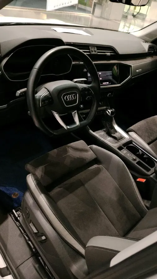 2022 Audi Q3 1.4T 150HP L4 7DCT,autocango,china used car exporter,china ev exporter,chinese used car exporter,chinese used ev exporter