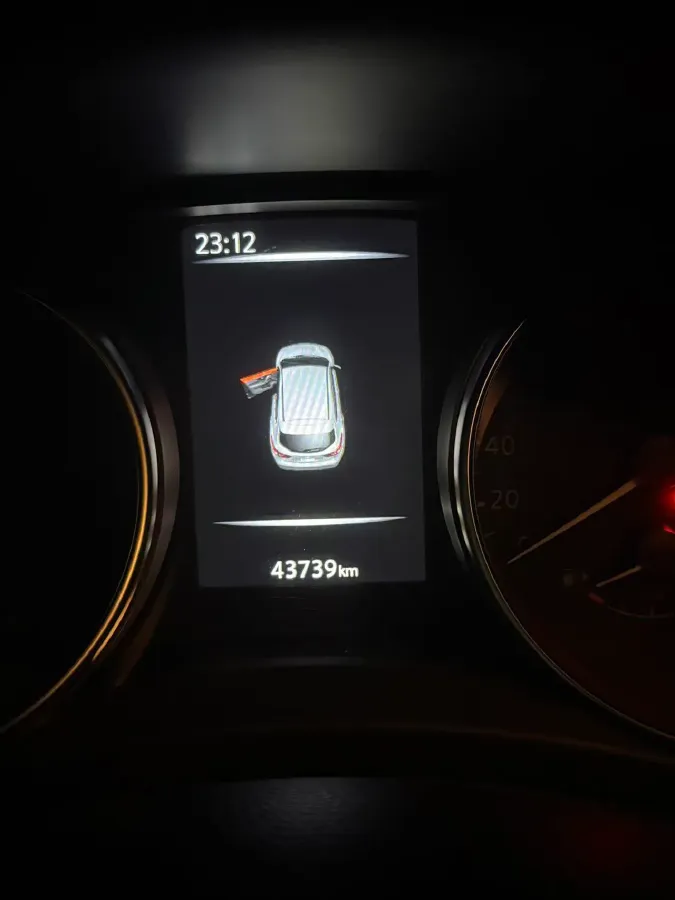 2021 Nissan Qashqai 2.0L 151HP L4 CVT,autocango,china used car exporter,china ev exporter,chinese used car exporter,chinese used ev exporter