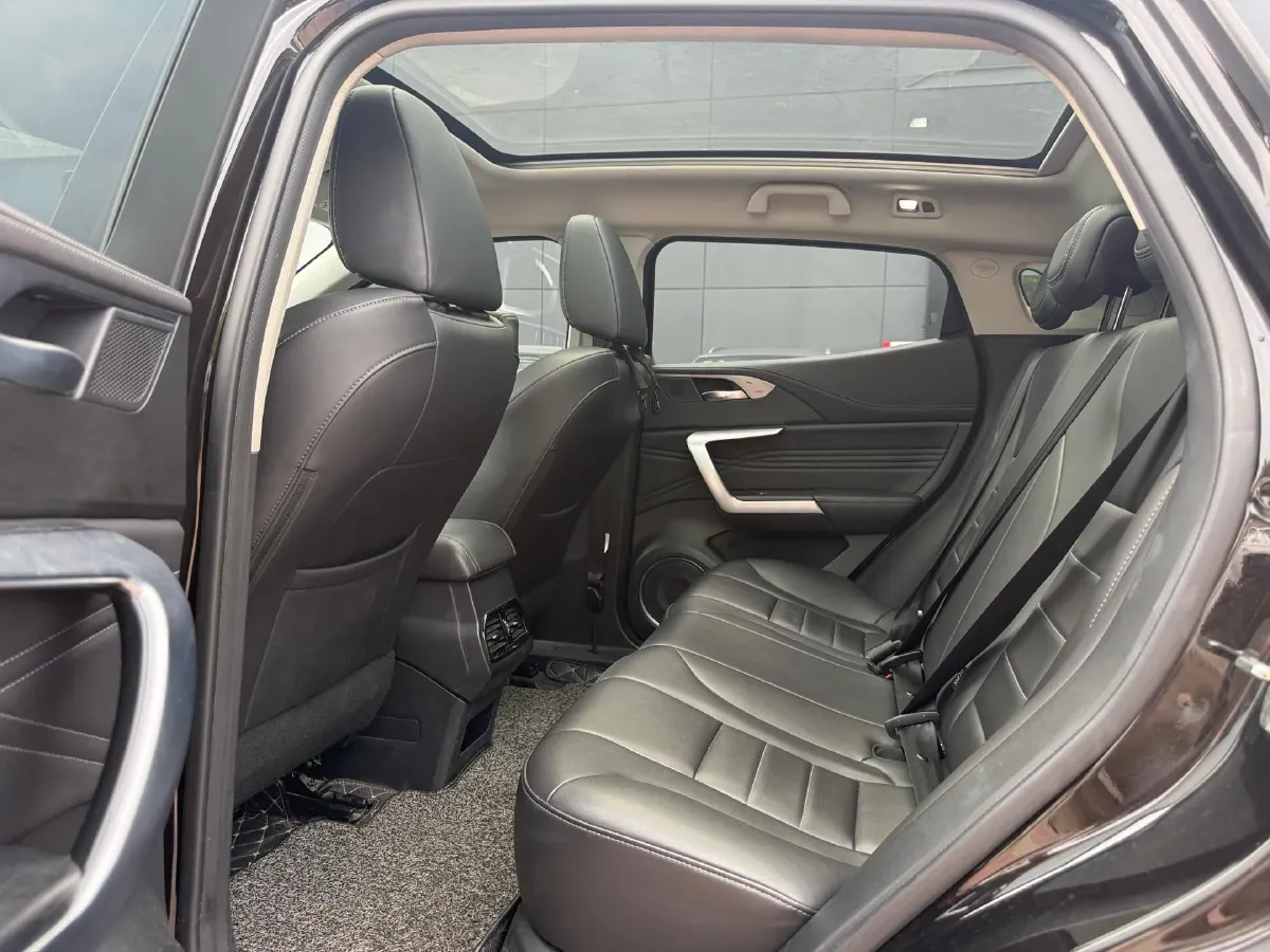 2020 WEY VV5 1.5T 171HP L4 7DCT,autocango,china used car exporter,china ev exporter,chinese used car exporter,chinese used ev exporter