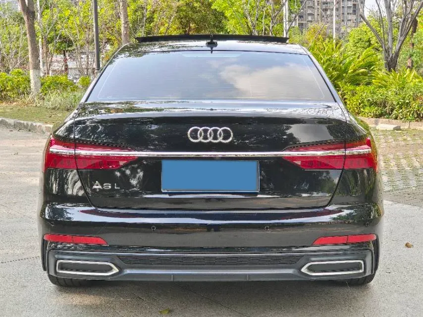 2021 Audi A6L 2.0T 190HP L4 7DCT,autocango,china used car exporter,china ev exporter,chinese used car exporter,chinese used ev exporter