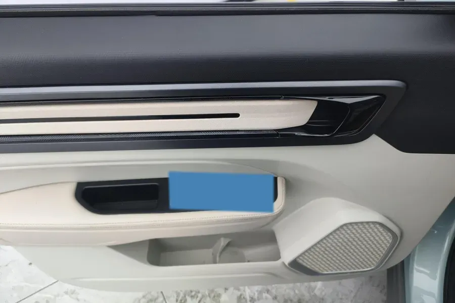 2023 Geely ICON 1.5T 181HP L4 7DCT,autocango,china used car exporter,china ev exporter,chinese used car exporter,chinese used ev exporter