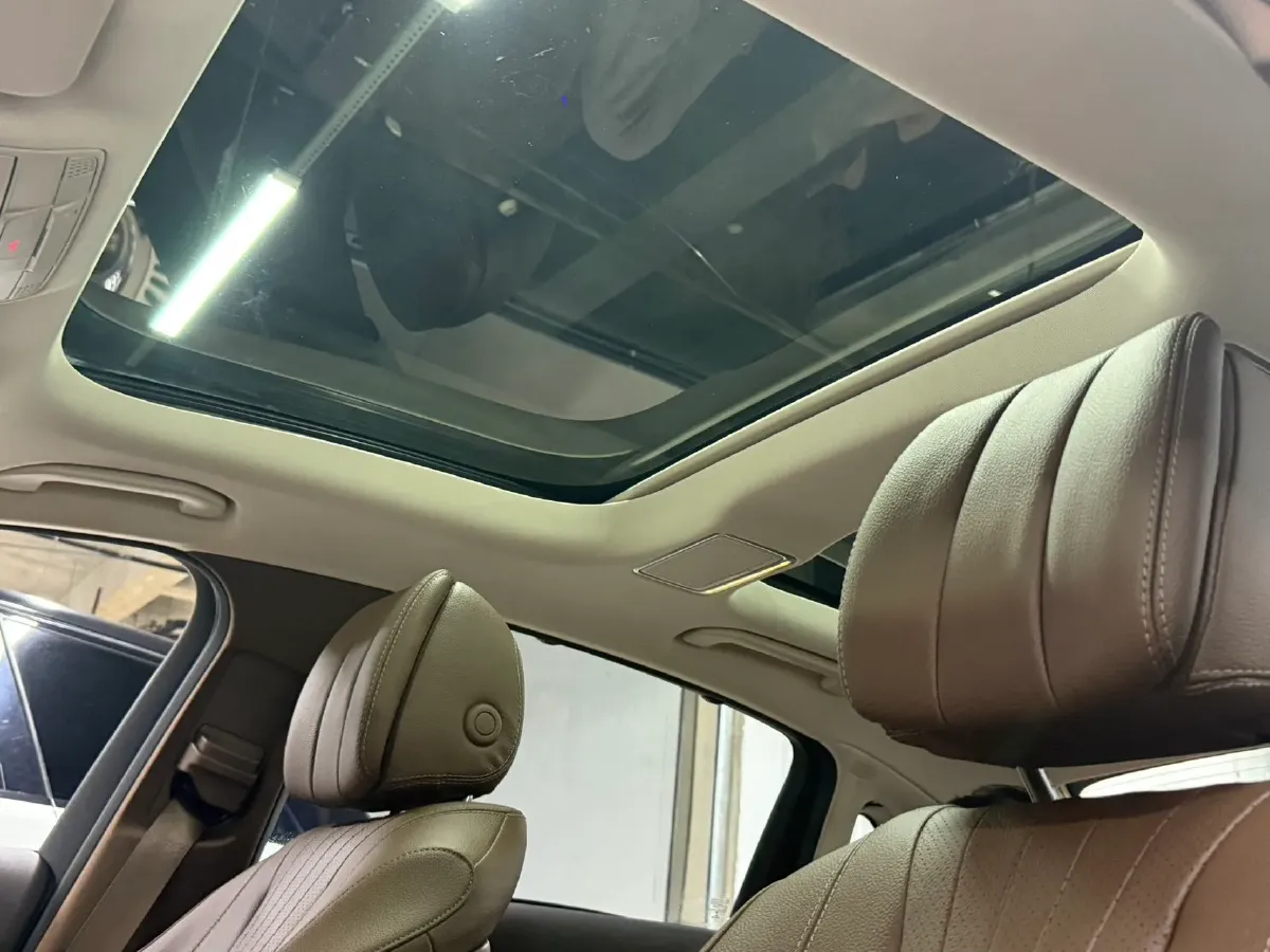 2022 Mercedes-Benz E Class 2.0T 258HP L4 9AT,autocango,china used car exporter,china ev exporter,chinese used car exporter,chinese used ev exporter