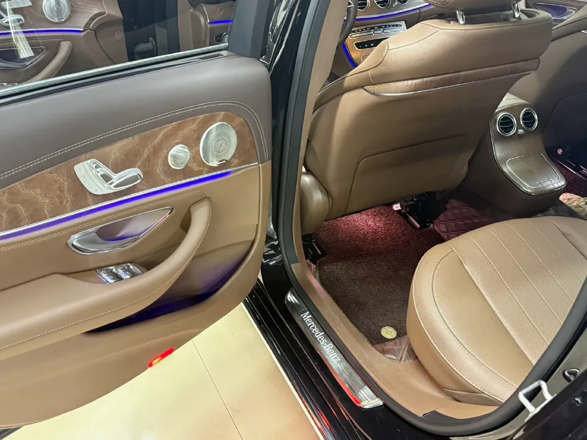 2022 Mercedes-Benz E Class 2.0T 258HP L4 9AT,autocango,china used car exporter,china ev exporter,chinese used car exporter,chinese used ev exporter