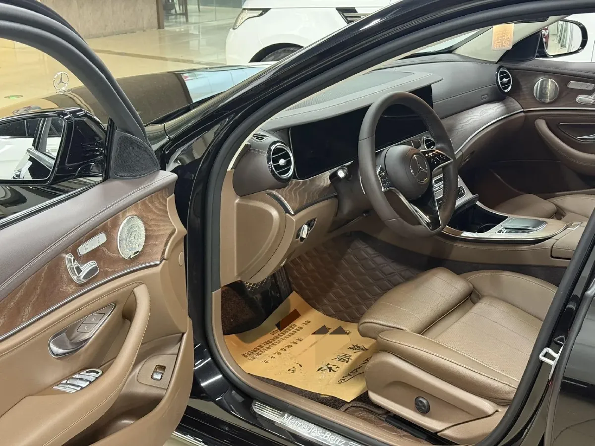 2022 Mercedes-Benz E Class 2.0T 258HP L4 9AT,autocango,china used car exporter,china ev exporter,chinese used car exporter,chinese used ev exporter