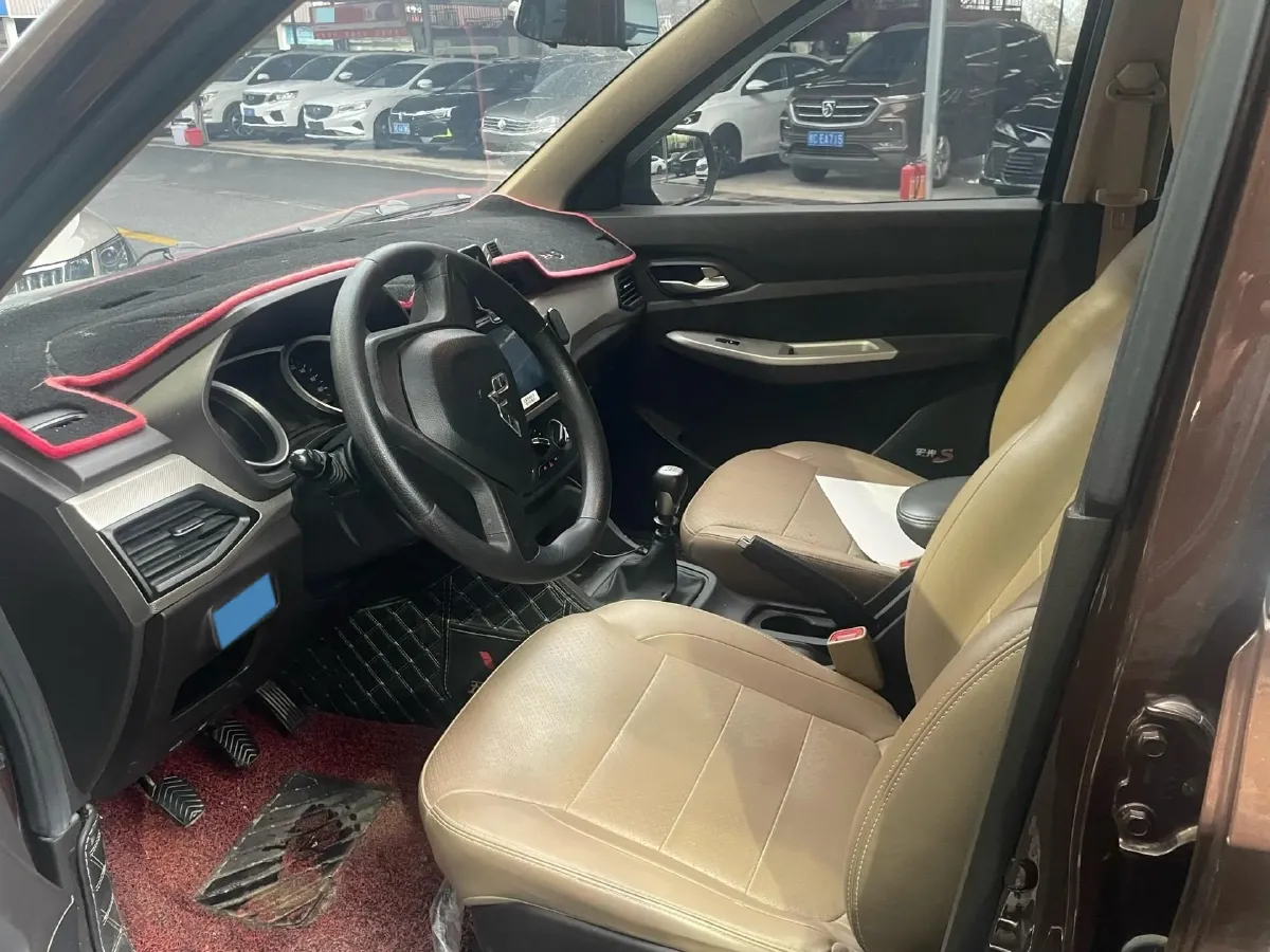 2021 WuLing RongGuang New Truck 1.5L 99HP L4 5MT,autocango,china used car exporter,china ev exporter,chinese used car exporter,chinese used ev exporter