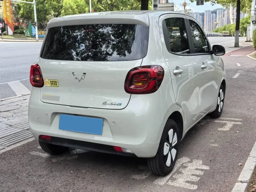 2025 WuLing HongGuang MINI EV BEV 16.2KWH,autocango,china used car exporter,china ev exporter,chinese used car exporter,chinese used ev exporter