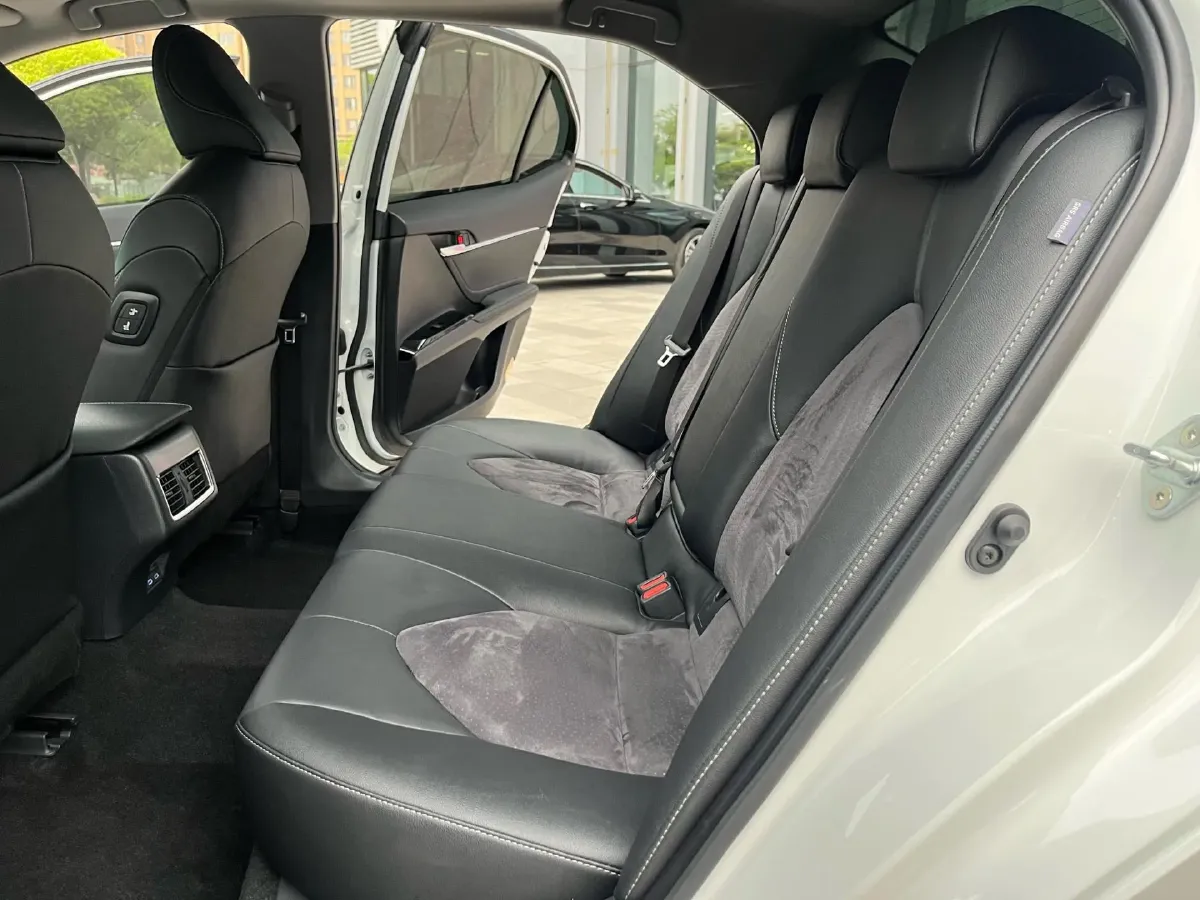 2023 Toyota Camry 2.0L 177HP L4 CVT,autocango,china used car exporter,china ev exporter,chinese used car exporter,chinese used ev exporter