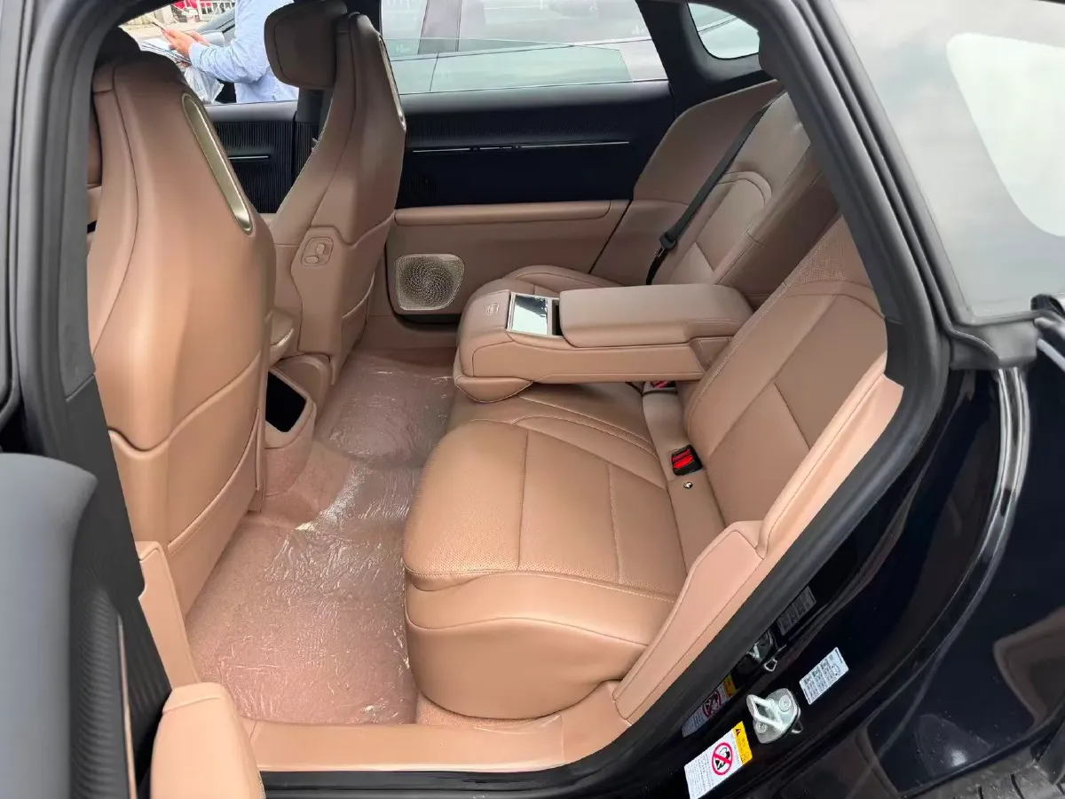 2025 Avatr 12 BEV 94.53KWH,autocango,china used car exporter,china ev exporter,chinese used car exporter,chinese used ev exporter