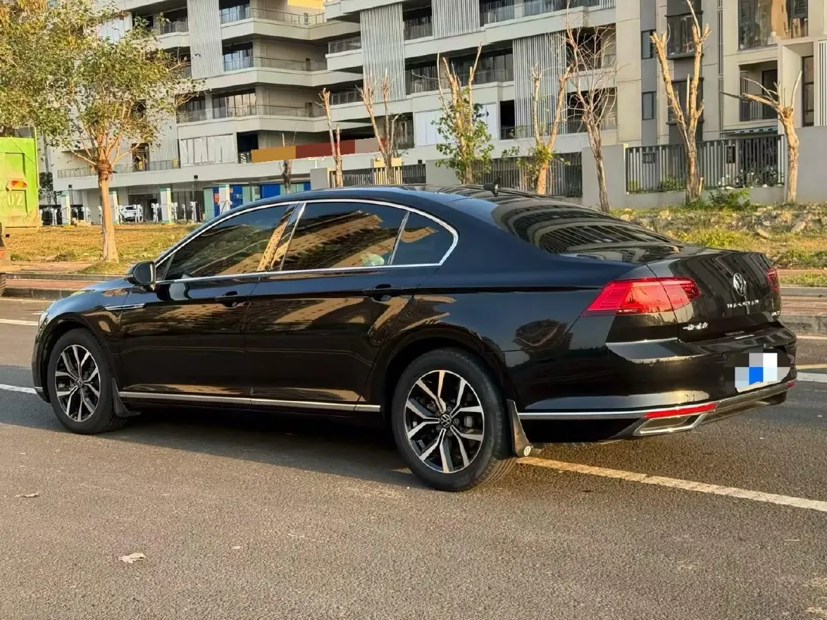 2020 Volkswagen Magotan 2.0T 186HP L4 7DCT,autocango,china used car exporter,china ev exporter,chinese used car exporter,chinese used ev exporter