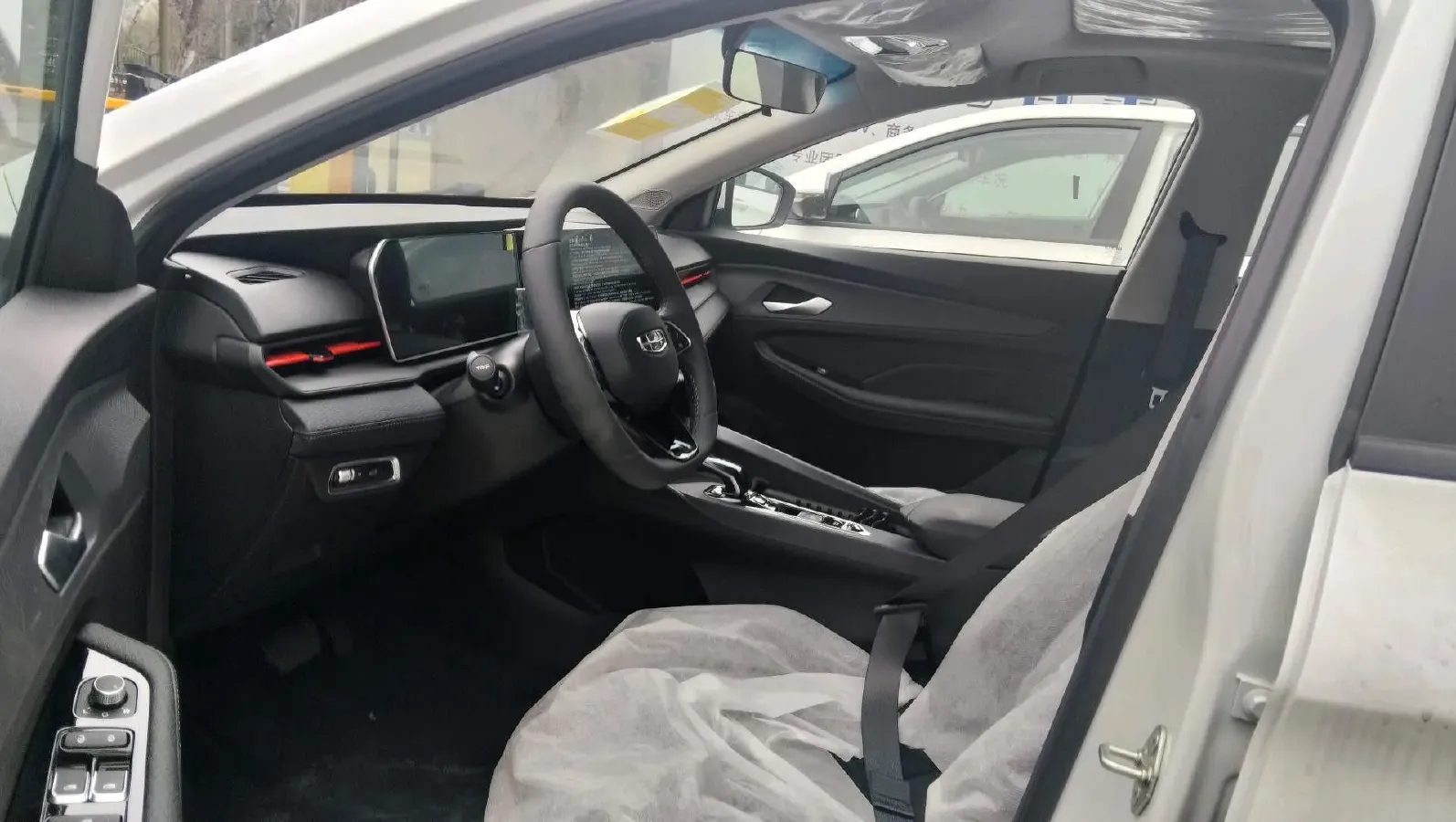 2024 Geely Binray 1.5T 181HP L4 7DCT,autocango,china used car exporter,china ev exporter,chinese used car exporter,chinese used ev exporter