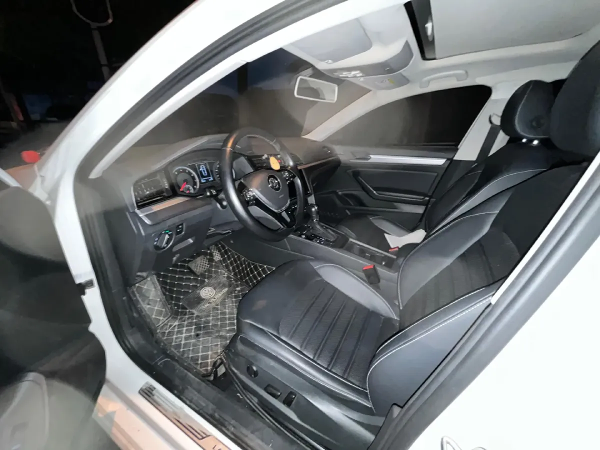 2019 Volkswagen Passat 1.4T 150HP L4 7DCT,autocango,china used car exporter,china ev exporter,chinese used car exporter,chinese used ev exporter