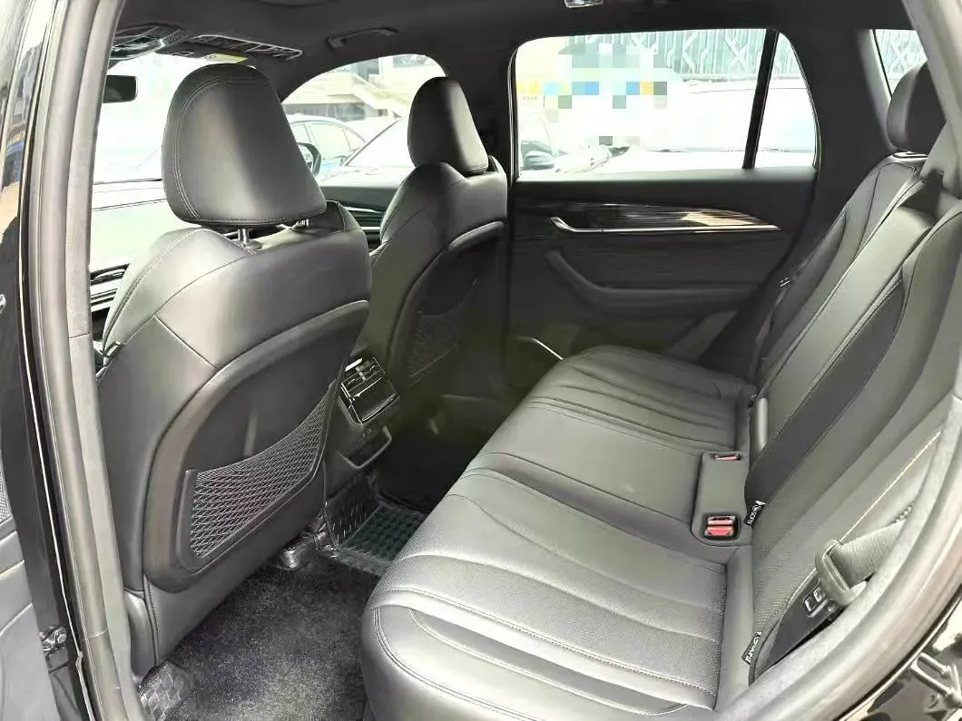 2024 Geely Monjaro 2.0T 218HP L4 7DCT,autocango,china used car exporter,china ev exporter,chinese used car exporter,chinese used ev exporter