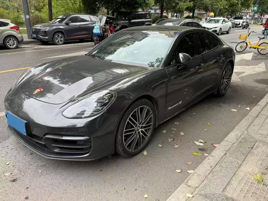 2021 Porsche Panamera 2.9T 330HP V6 8DCT,autocango,china used car exporter,china ev exporter,chinese used car exporter,chinese used ev exporter