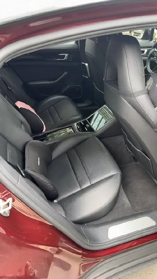 2021 Porsche Panamera 2.9T 330HP V6 8DCT,autocango,china used car exporter,china ev exporter,chinese used car exporter,chinese used ev exporter