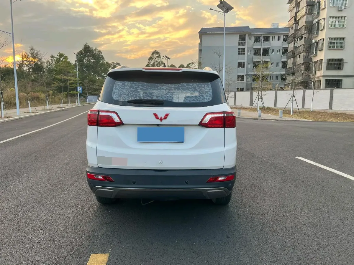 2018 WuLing HongGuang S3 1.5L 112HP L4 6MT,autocango,china used car exporter,china ev exporter,chinese used car exporter,chinese used ev exporter