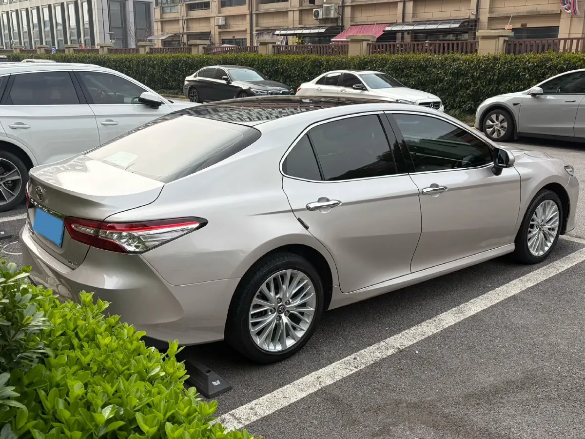 2019 Toyota Camry 2.5L 209HP L4 8AT,autocango,china used car exporter,china ev exporter,chinese used car exporter,chinese used ev exporter