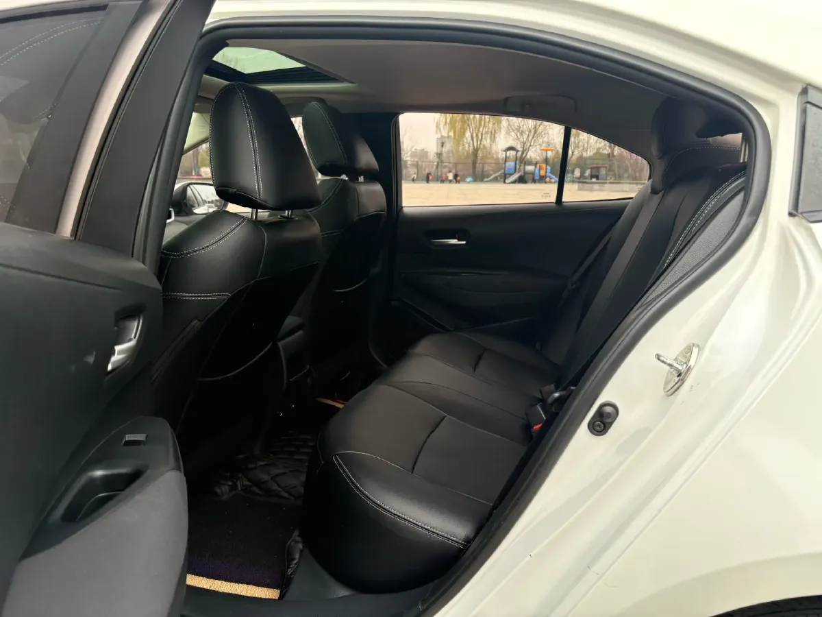 2021 Toyota Corolla 1.2T 116HP L4 CVT,autocango,china used car exporter,china ev exporter,chinese used car exporter,chinese used ev exporter