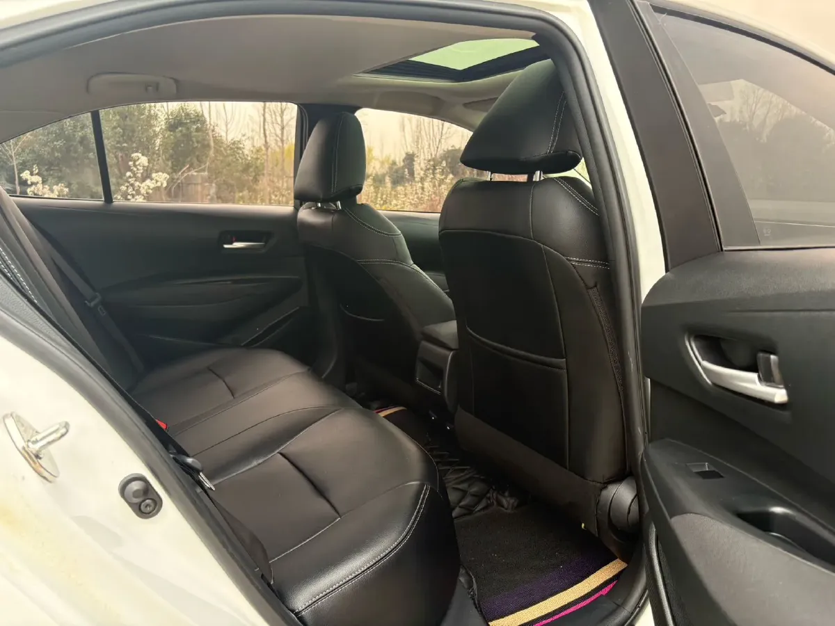 2021 Toyota Corolla 1.2T 116HP L4 CVT,autocango,china used car exporter,china ev exporter,chinese used car exporter,chinese used ev exporter