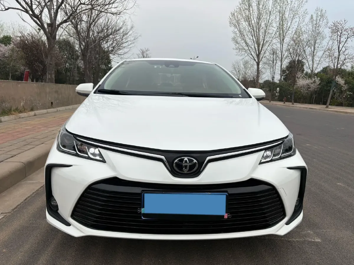 2021 Toyota Corolla 1.2T 116HP L4 CVT,autocango,china used car exporter,china ev exporter,chinese used car exporter,chinese used ev exporter