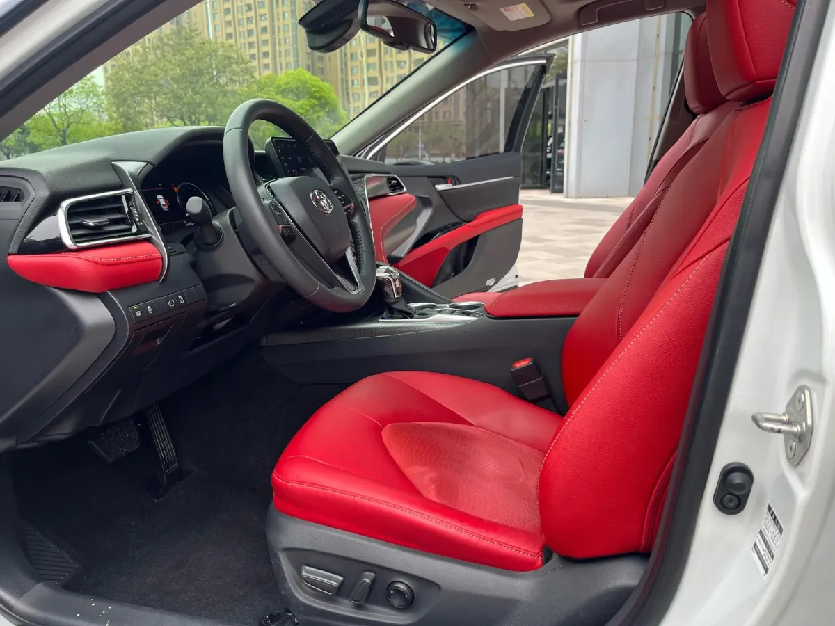 2021 Toyota Camry 2.5L 178HP L4 E-CVT Hybrid,autocango,china used car exporter,china ev exporter,chinese used car exporter,chinese used ev exporter