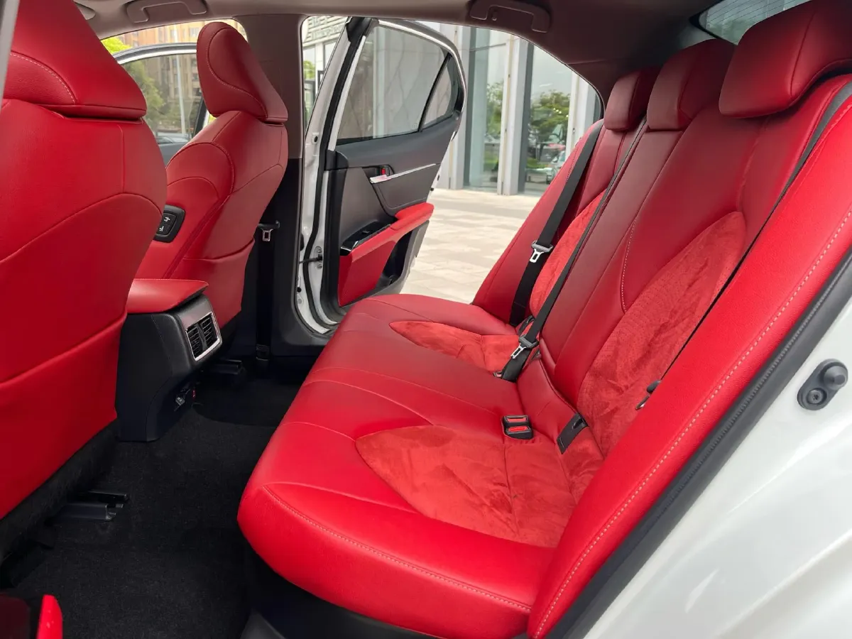 2021 Toyota Camry 2.5L 178HP L4 E-CVT Hybrid,autocango,china used car exporter,china ev exporter,chinese used car exporter,chinese used ev exporter