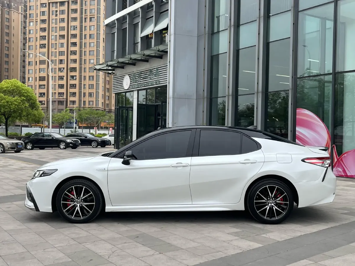 2021 Toyota Camry 2.5L 178HP L4 E-CVT Hybrid,autocango,china used car exporter,china ev exporter,chinese used car exporter,chinese used ev exporter