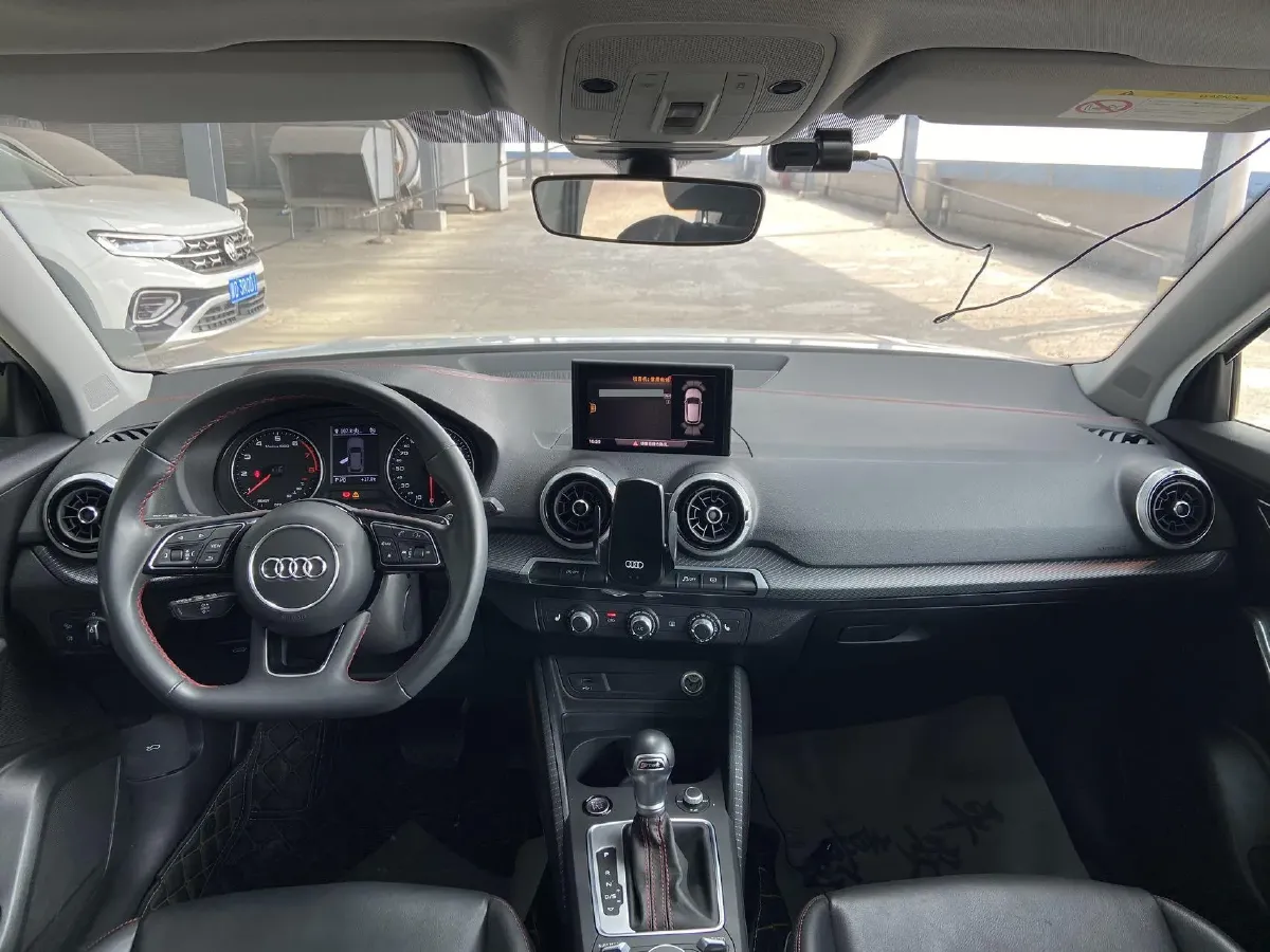 2022 Audi Q2L 1.4T 150HP L4 7DCT,autocango,china used car exporter,china ev exporter,chinese used car exporter,chinese used ev exporter